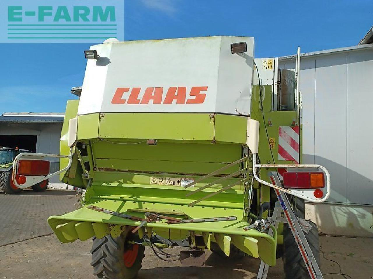 CLAAS lexion 440 - حصادة موحَّدة: صورة 3 CLAAS lexion 440 - حصادة موحَّدة: صورة 3