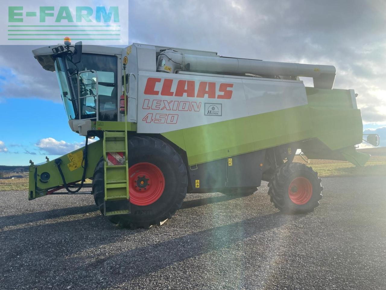 CLAAS lexion 450 - حصادة موحَّدة: صورة 4 CLAAS lexion 450 - حصادة موحَّدة: صورة 4