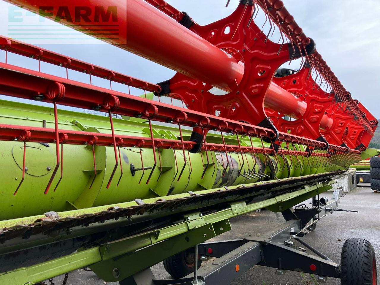 حصادة موحَّدة CLAAS lexion 5300: صورة 12