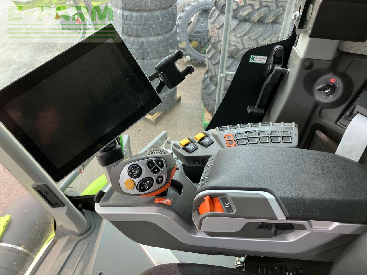 حصادة موحَّدة CLAAS lexion 5300: صورة 15