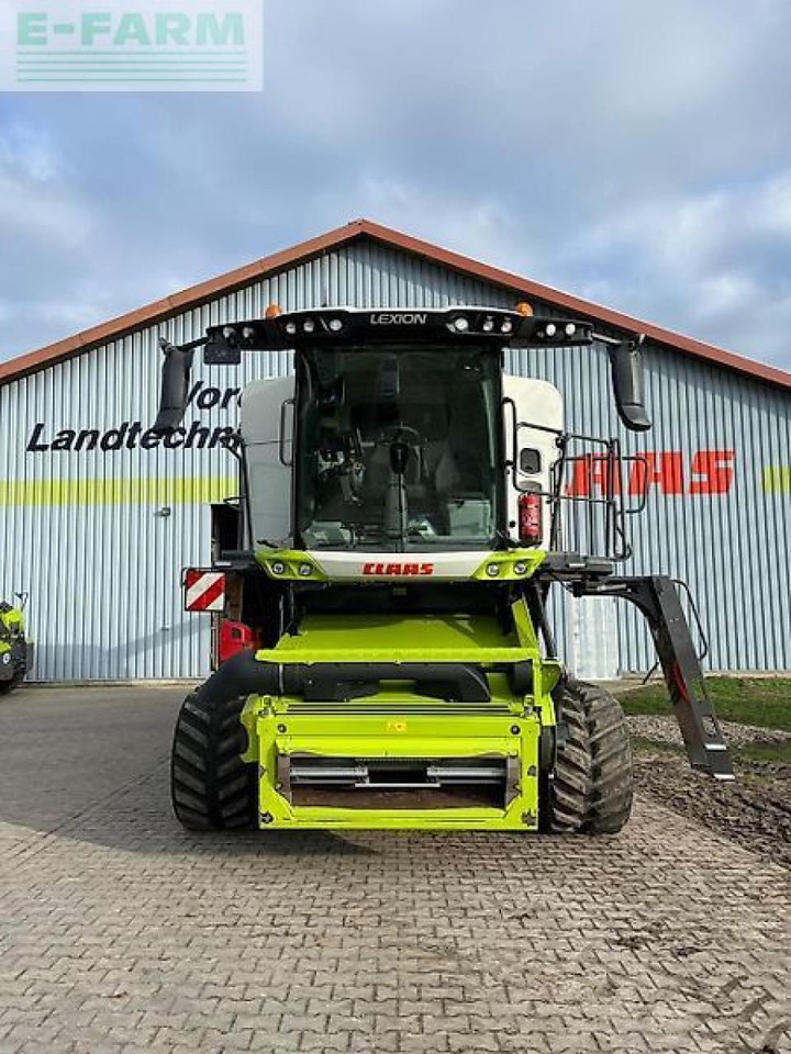 CLAAS lexion 8700 tt - حصادة موحَّدة: صورة 2 CLAAS lexion 8700 tt - حصادة موحَّدة: صورة 2