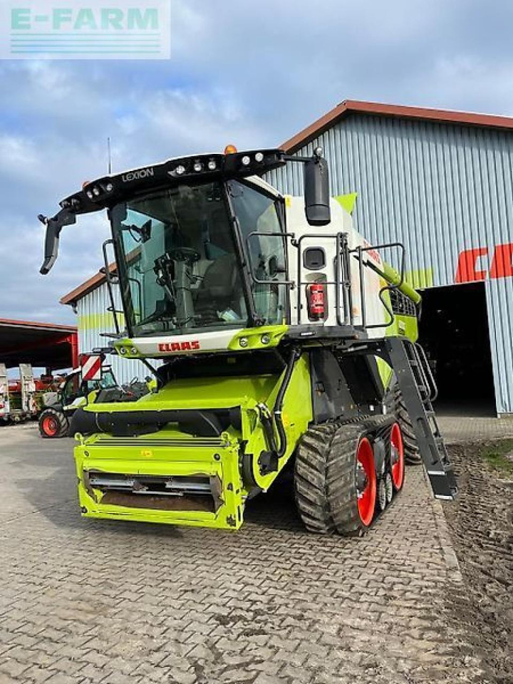 CLAAS lexion 8700 tt - حصادة موحَّدة: صورة 1 CLAAS lexion 8700 tt - حصادة موحَّدة: صورة 1