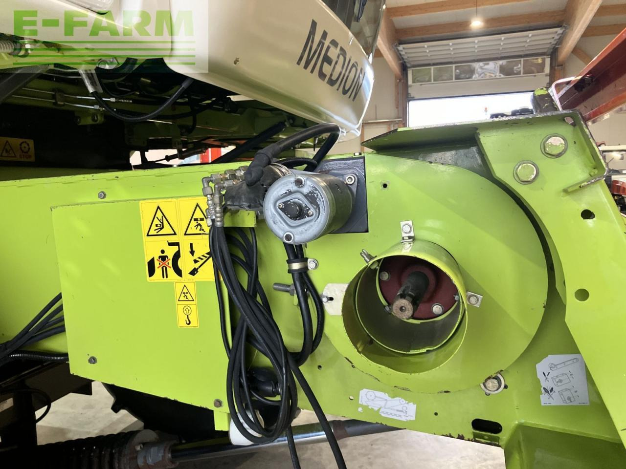 حصادة موحَّدة CLAAS medion 330: صورة 11