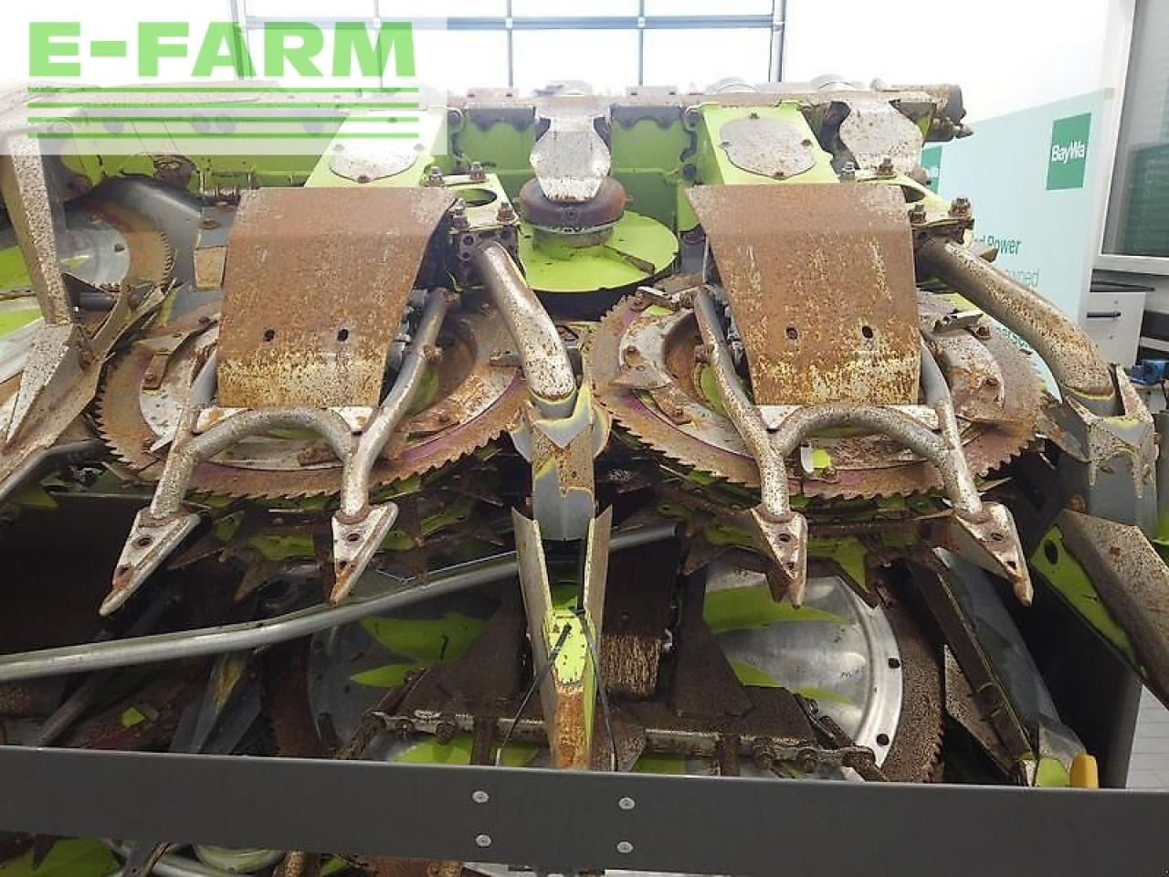 ملحق حصادة أعلاف CLAAS orbis 900: صورة 10