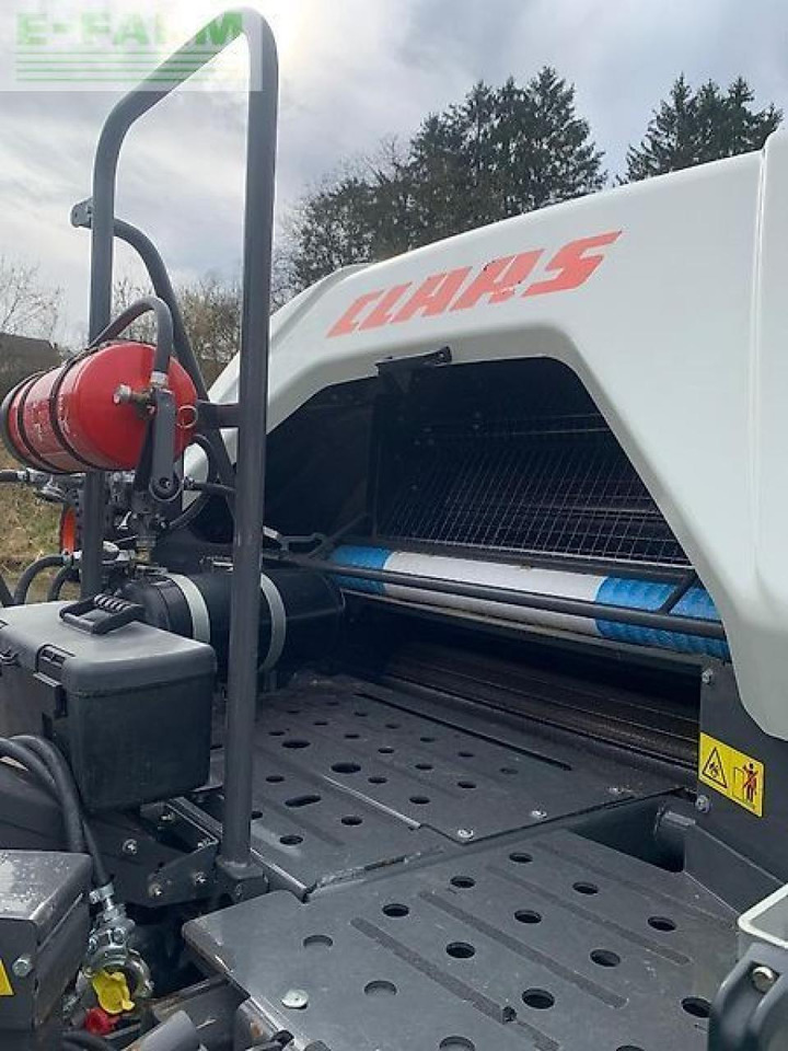 مكبس البالات المستطيله CLAAS rollant 540: صورة 7