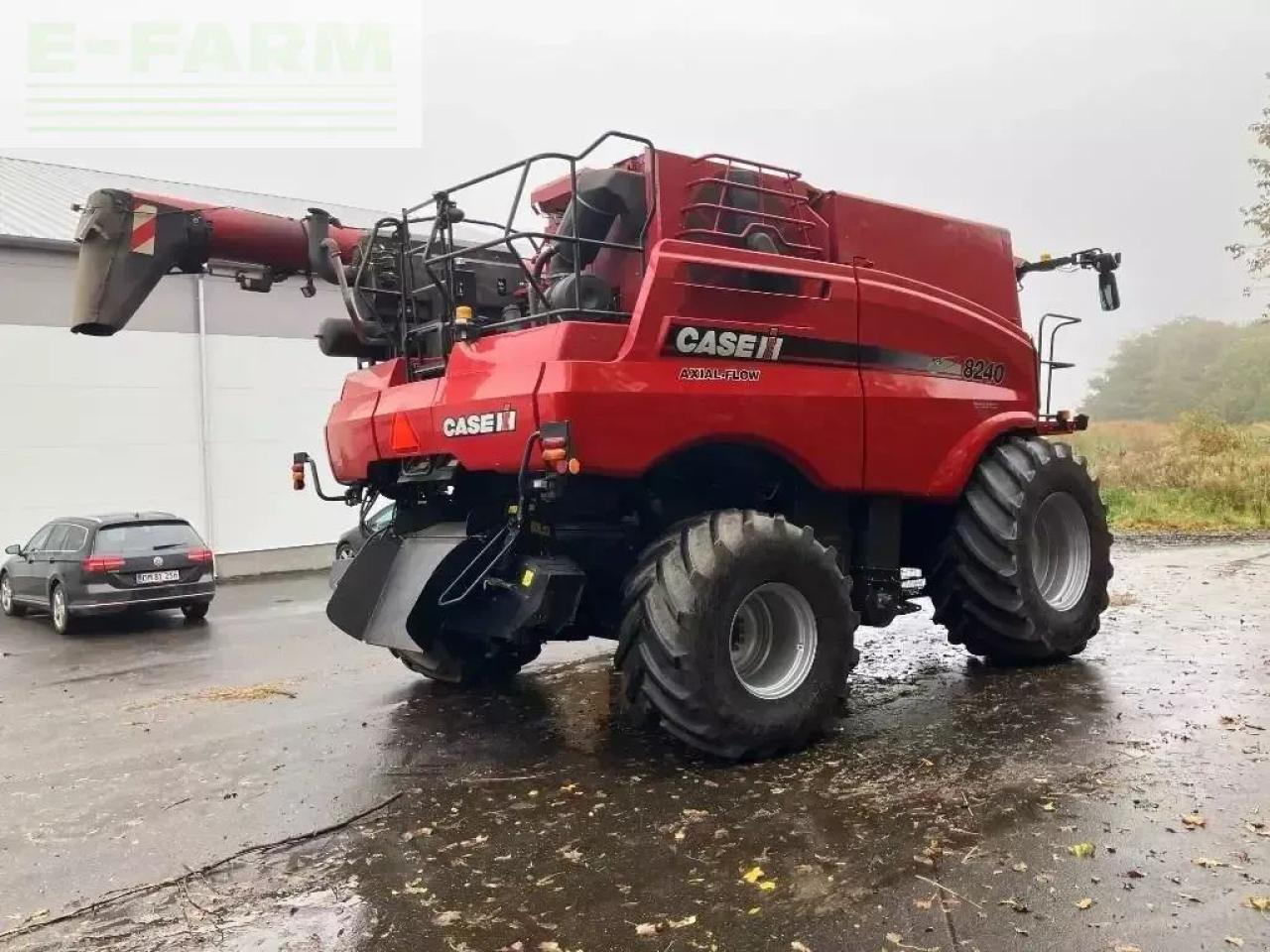 Case-IH axial 8240 - حصادة موحَّدة: صورة 3 Case-IH axial 8240 - حصادة موحَّدة: صورة 3