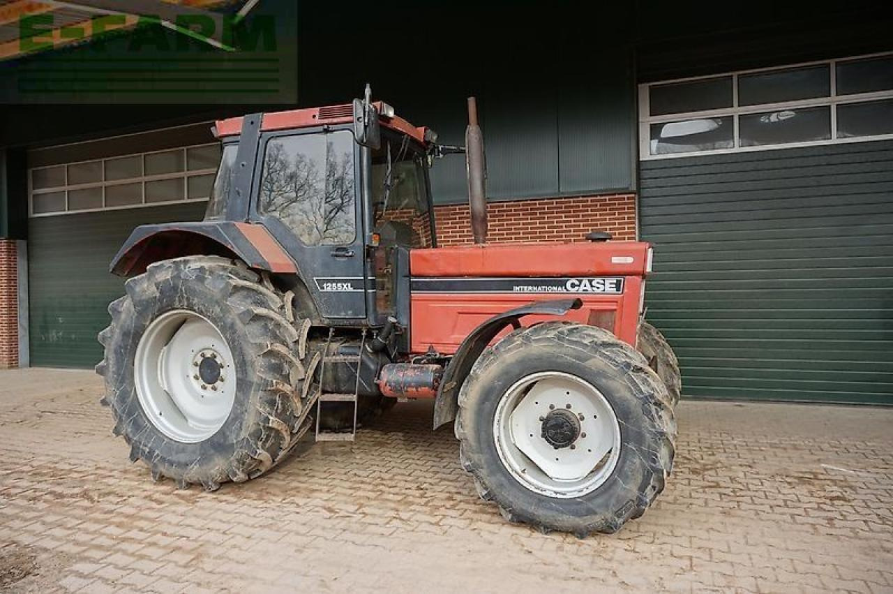 Case-IH ihc 1255 xl - جرار: صورة 1 Case-IH ihc 1255 xl - جرار: صورة 1