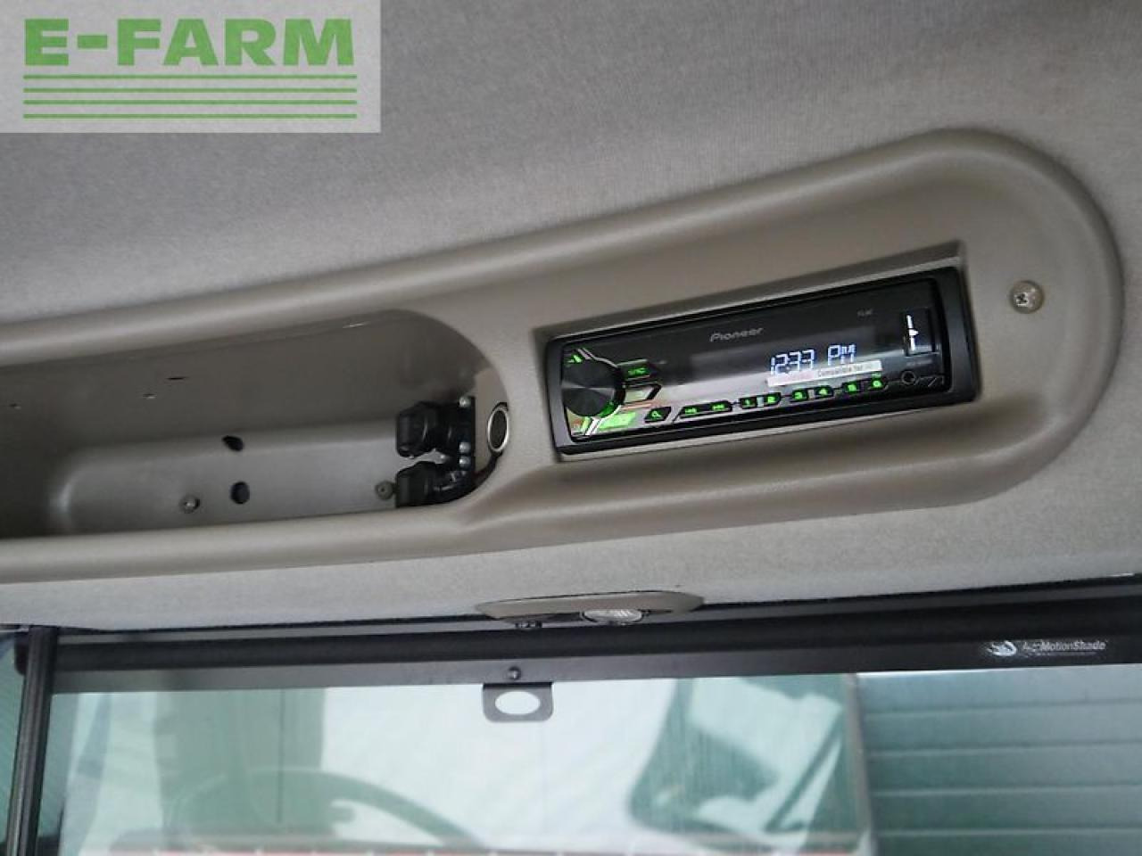 جرار Case-IH magnum 340 rowtrac gps: صورة 18