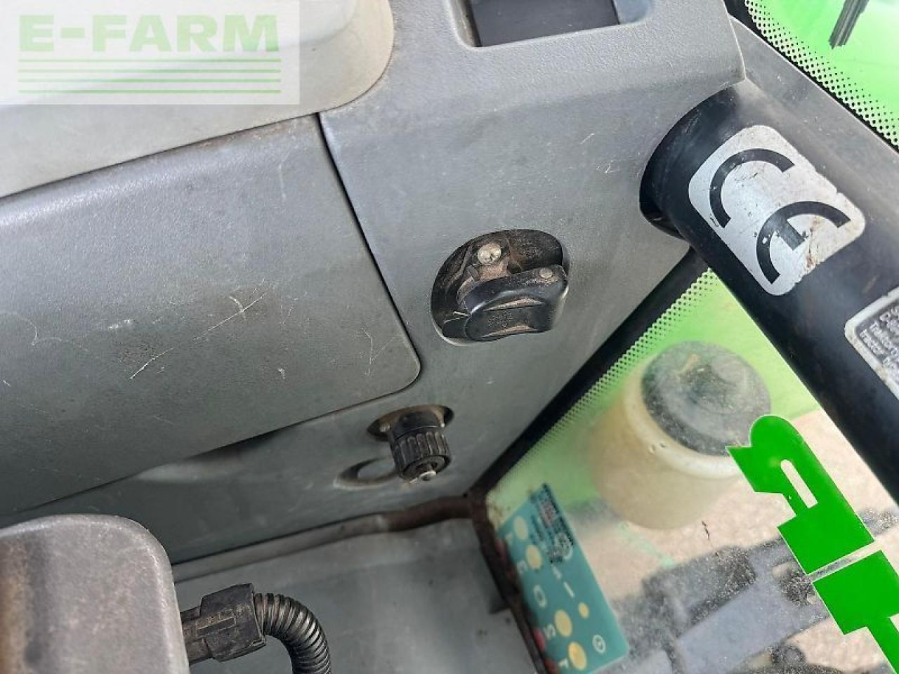 جرار Deutz-Fahr agrotron k 100: صورة 9 جرار Deutz-Fahr agrotron k 100: صورة 9