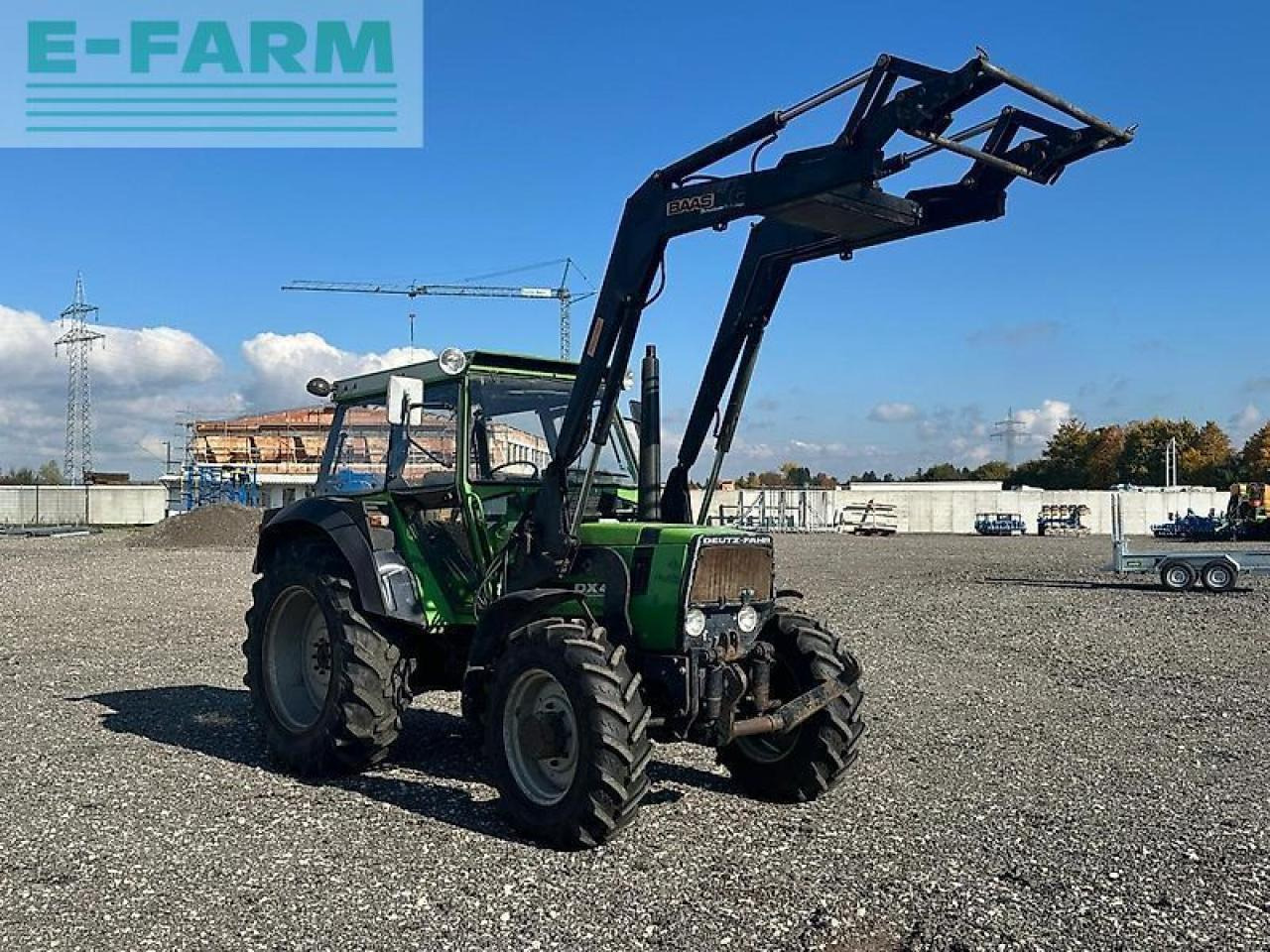 Deutz-Fahr dx 4.50 mit frontlader und fronthydraulik - جرار: صورة 2 Deutz-Fahr dx 4.50 mit frontlader und fronthydraulik - جرار: صورة 2