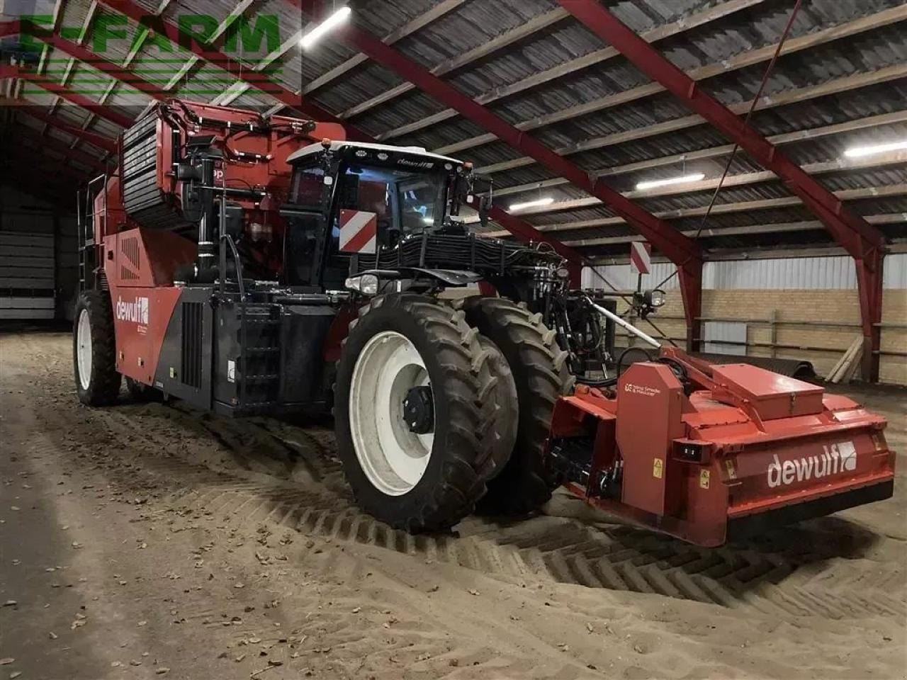 Dewulf rqa3060 topkæde, hd bagaksel, tracks, easyclean rensemodul, kassefylder - حصادة البطاطس: صورة 1 Dewulf rqa3060 topkæde, hd bagaksel, tracks, easyclean rensemodul, kassefylder - حصادة البطاطس: صورة 1