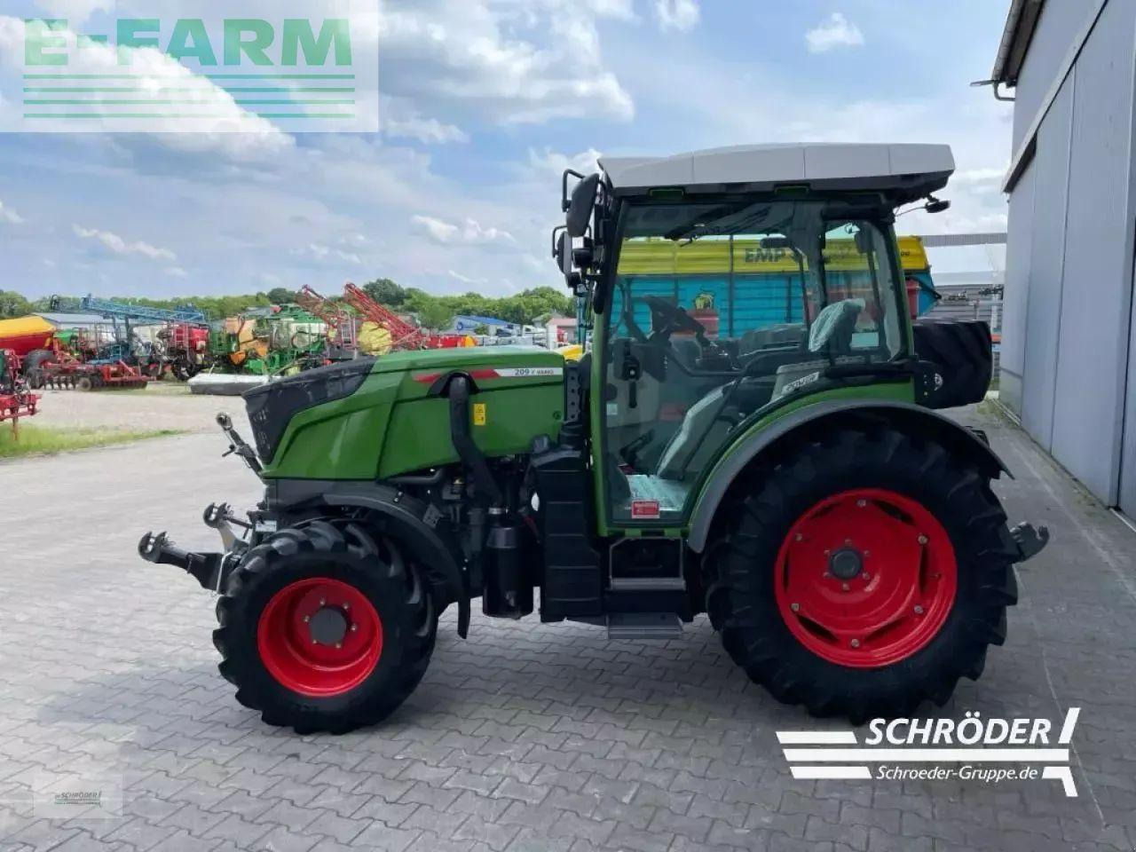 Fendt 209 f vario gen3 power - جرار: صورة 4 Fendt 209 f vario gen3 power - جرار: صورة 4