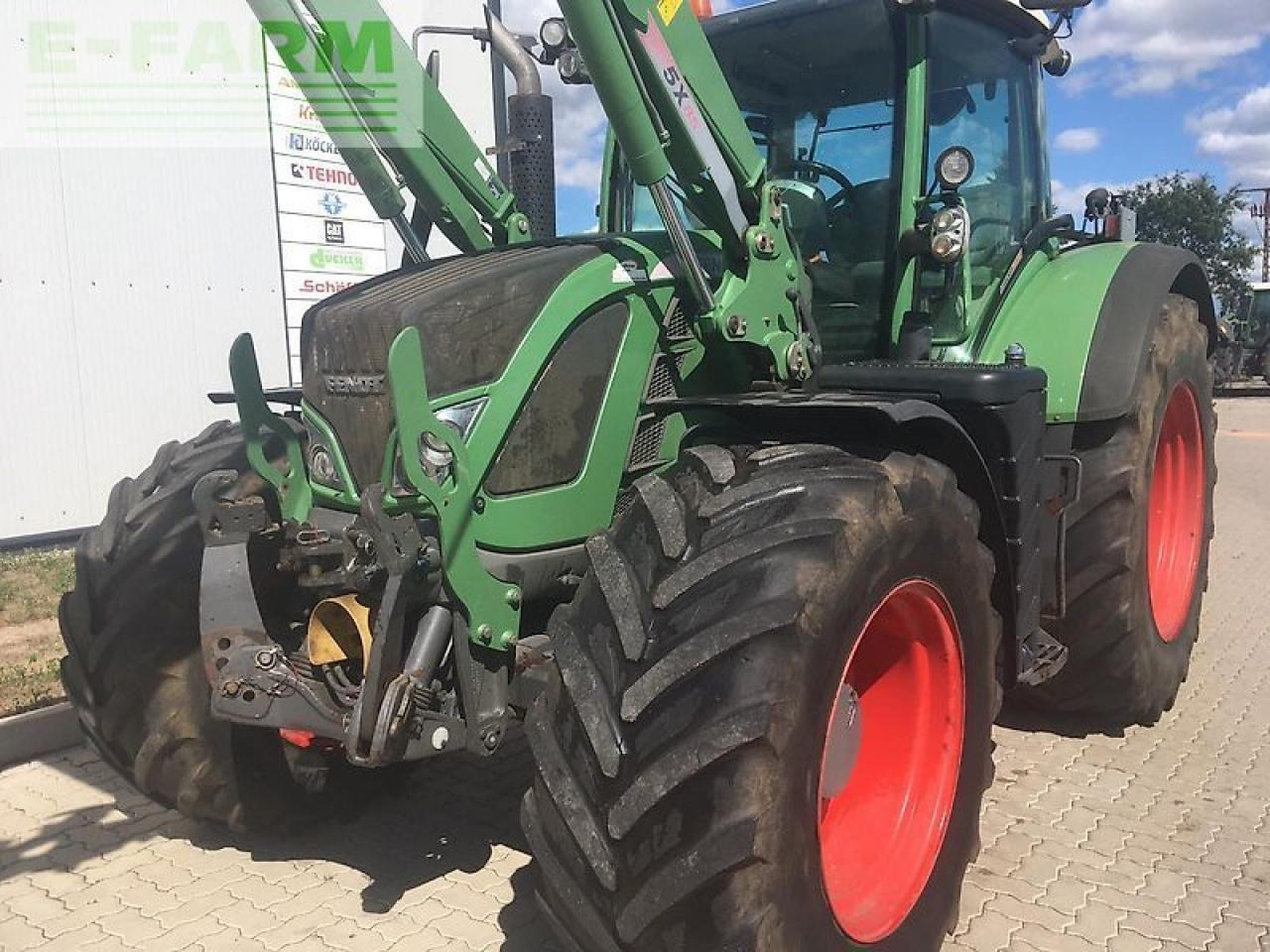 Fendt 724 scr profi plus *fl,fzw* - جرار: صورة 3 Fendt 724 scr profi plus *fl,fzw* - جرار: صورة 3