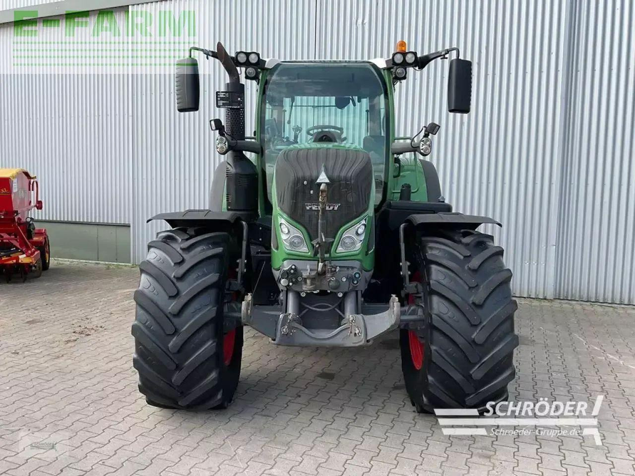 جرار Fendt 724 vario s4 profi plus ProfiPlus: صورة 10