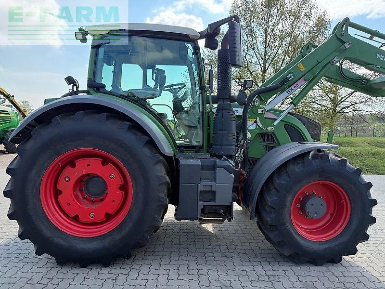 جرار Fendt 724 vario: صورة 7