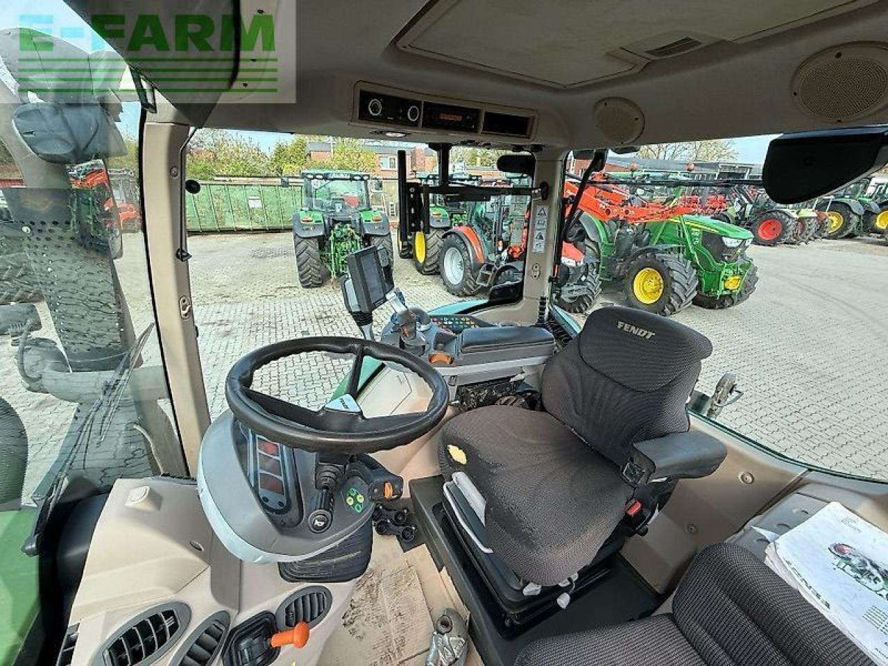 جرار Fendt 724 vario: صورة 15