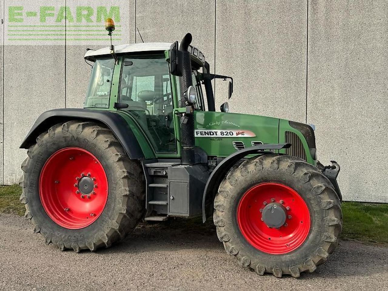 Fendt vario 820 - جرار: صورة 2 Fendt vario 820 - جرار: صورة 2