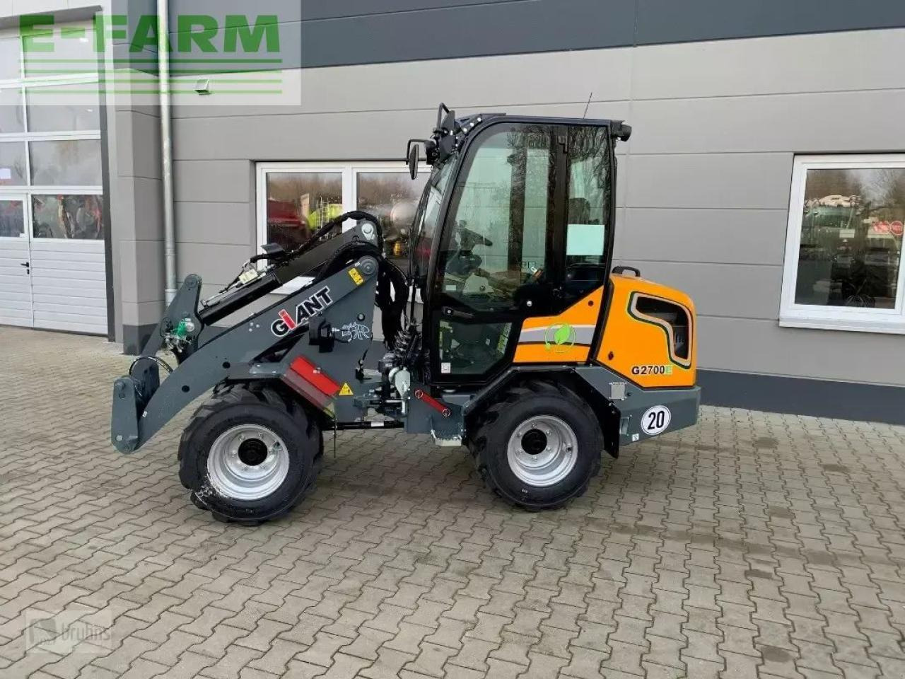 Giant g2700 elektro - حفارة مُصَّغرة: صورة 3 Giant g2700 elektro - حفارة مُصَّغرة: صورة 3