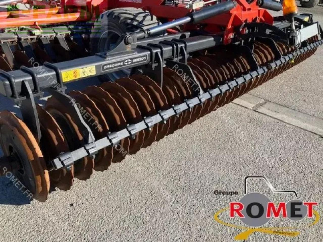 Gregoire Besson normandie - المحراث: صورة 5 Gregoire Besson normandie - المحراث: صورة 5