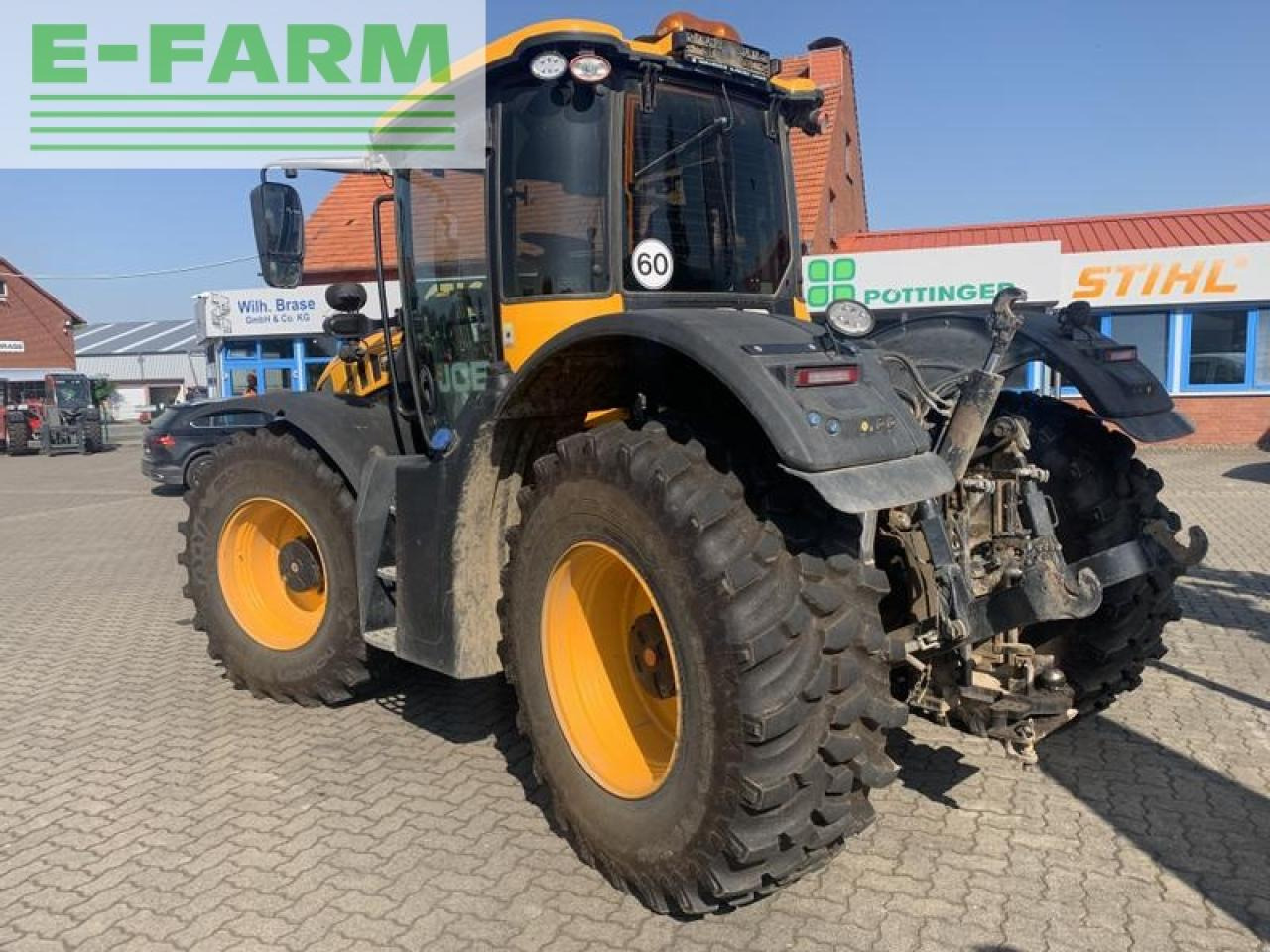 جرار JCB 4220 fasttrac mit jd-autotrac vorbereitung + stoll konsolen: صورة 6