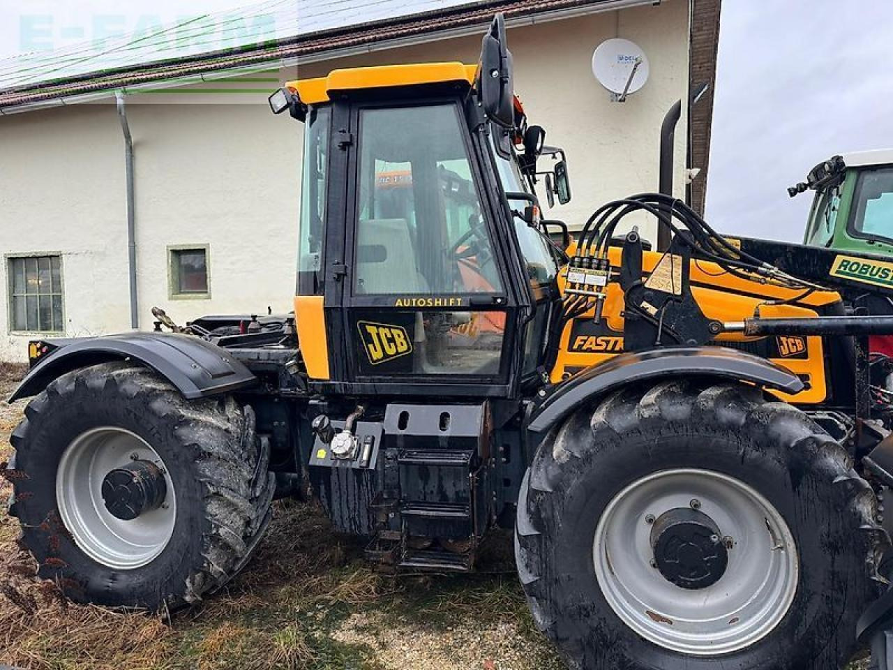 JCB fastrac 2115 / 4ws - جرار: صورة 5 JCB fastrac 2115 / 4ws - جرار: صورة 5