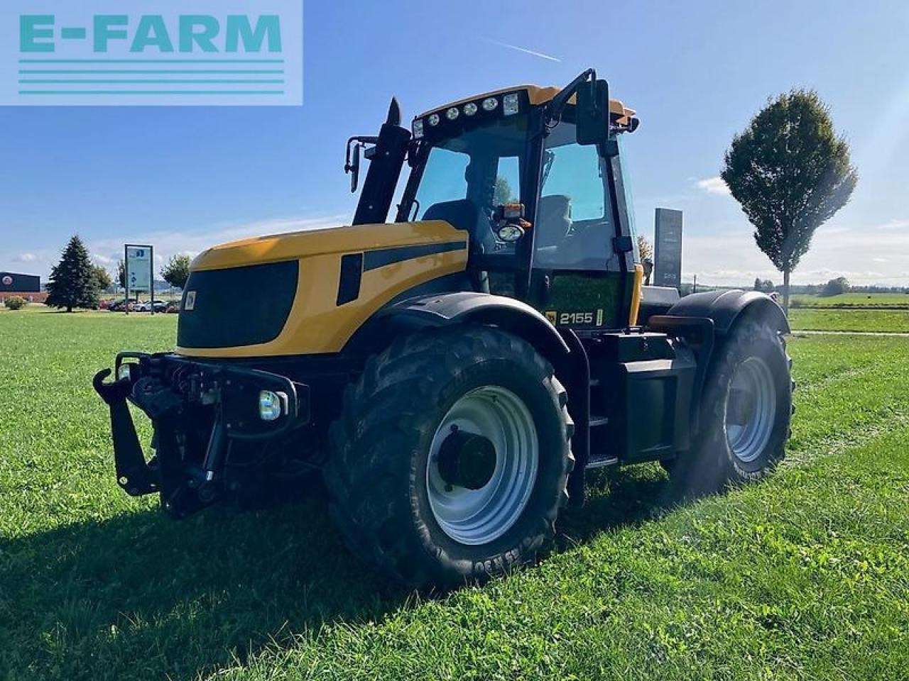 JCB fastrac 2155 4ws traktor 200ps gebraucht bj 2008 - جرار: صورة 1 JCB fastrac 2155 4ws traktor 200ps gebraucht bj 2008 - جرار: صورة 1