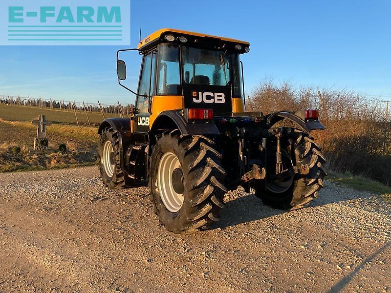 جرار JCB fastrac 3200: صورة 6