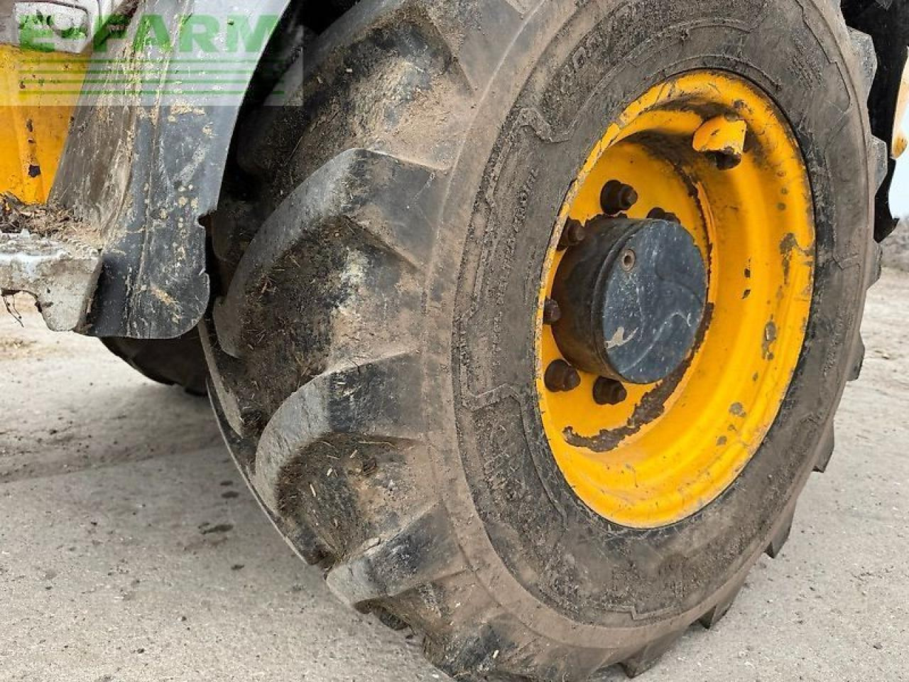 JCB tm 220 agri tele - اللودر بعجل: صورة 4 JCB tm 220 agri tele - اللودر بعجل: صورة 4