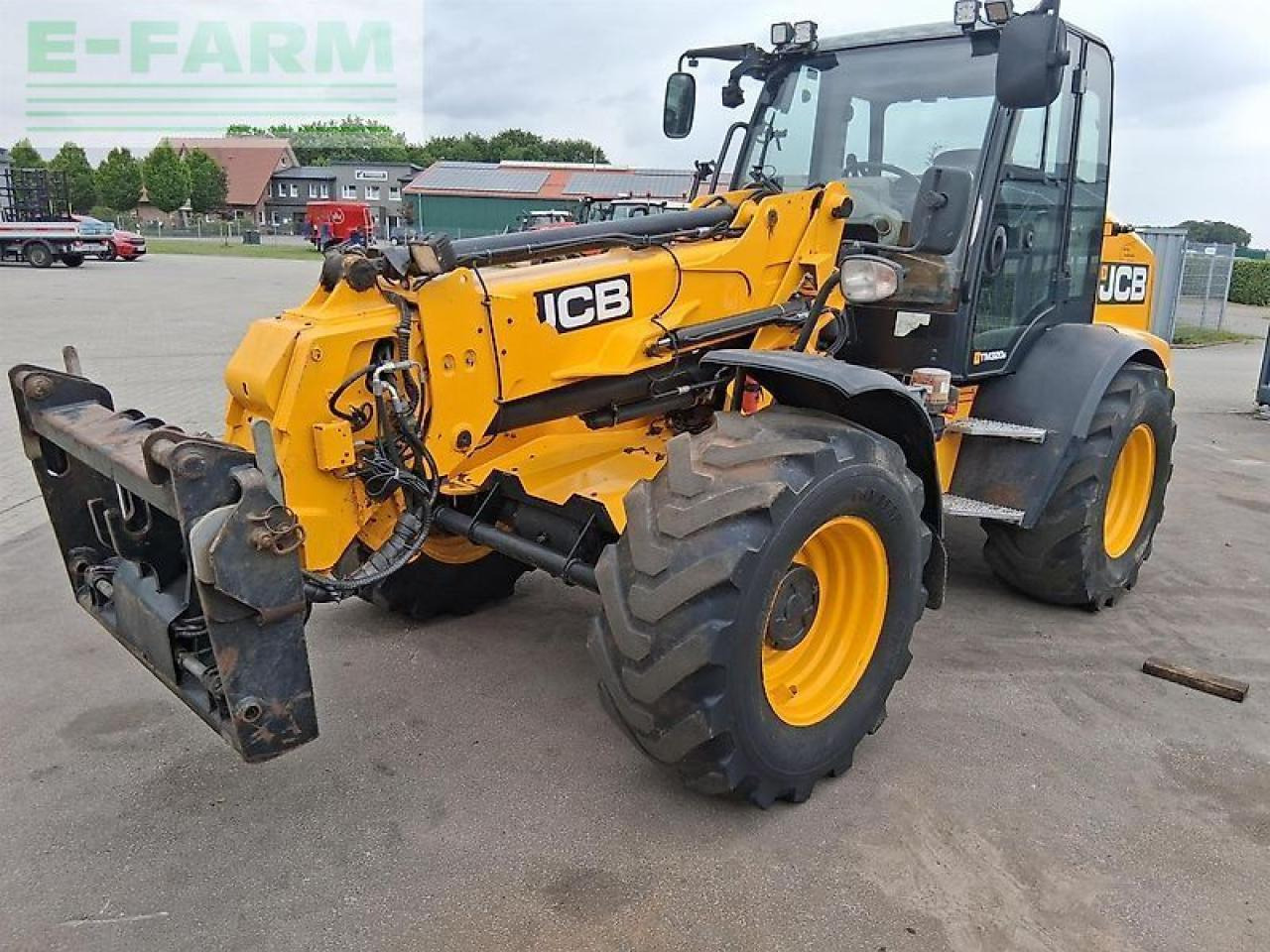 JCB tm 320s - اللودر بعجل: صورة 2 JCB tm 320s - اللودر بعجل: صورة 2