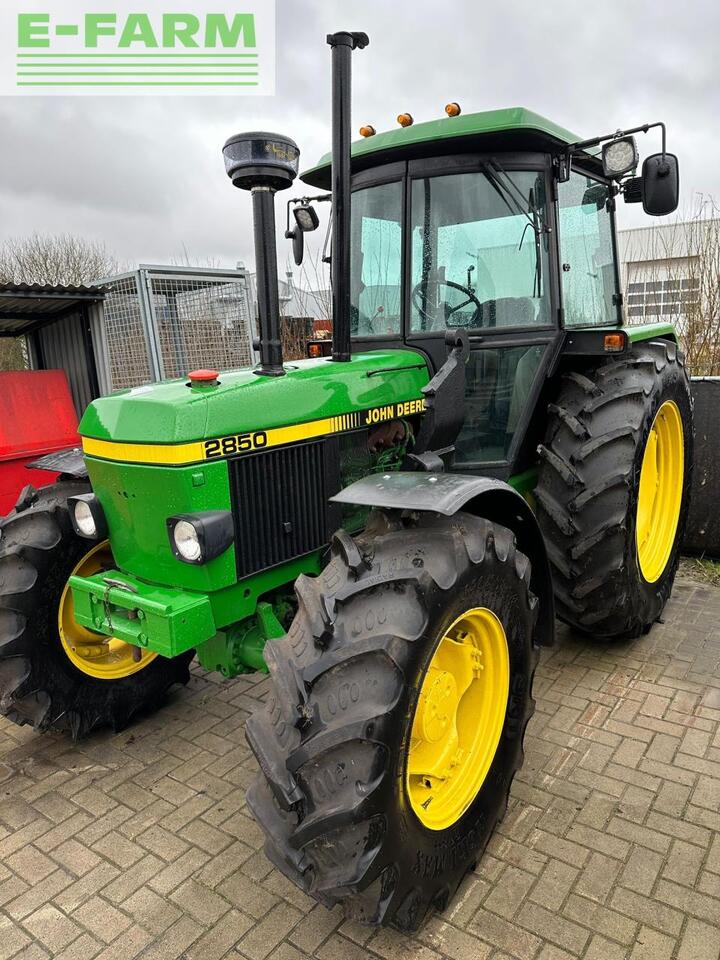 John Deere 2850 - جرار: صورة 2 John Deere 2850 - جرار: صورة 2