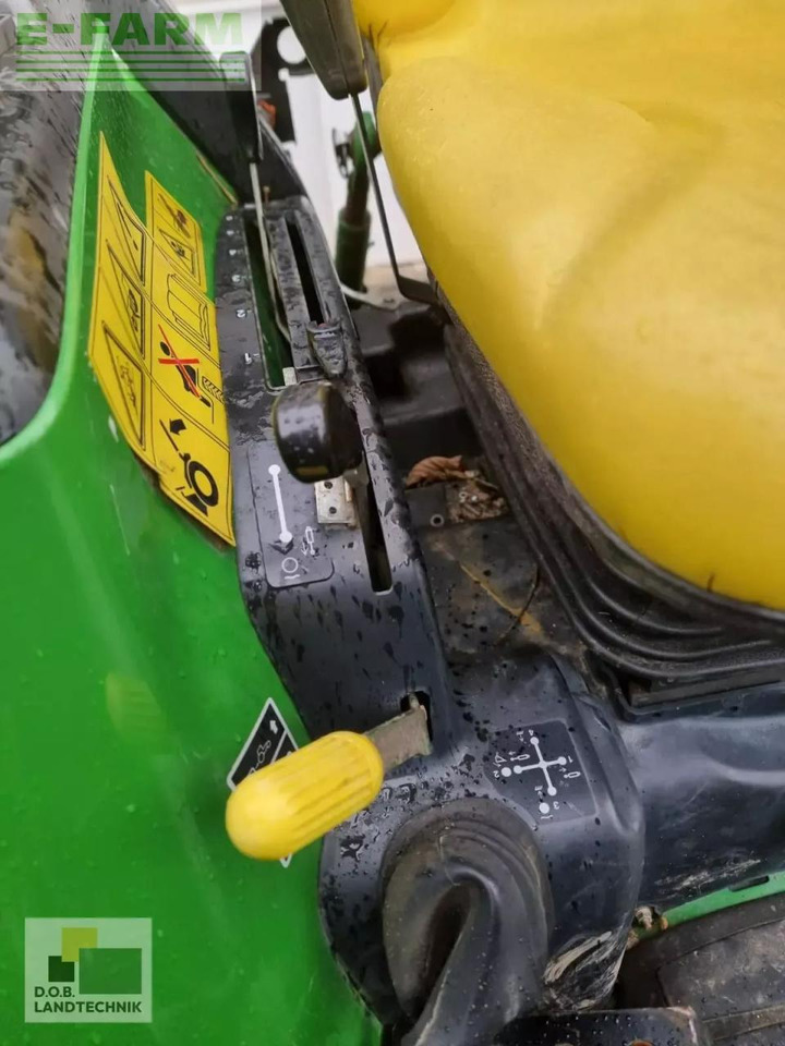 جرار John Deere 3520 e-hydro: صورة 11