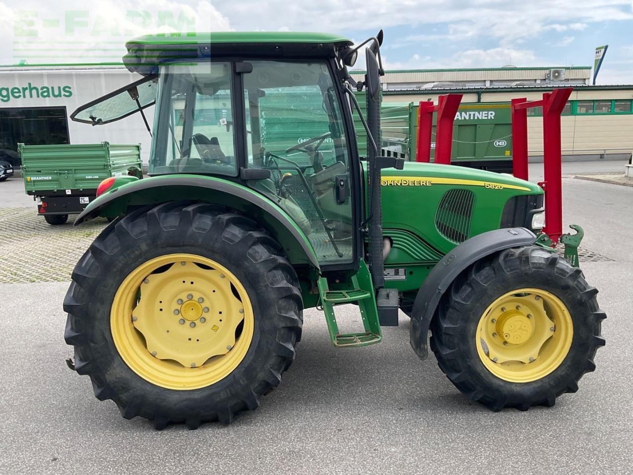 John Deere 5820 - جرار: صورة 5 John Deere 5820 - جرار: صورة 5