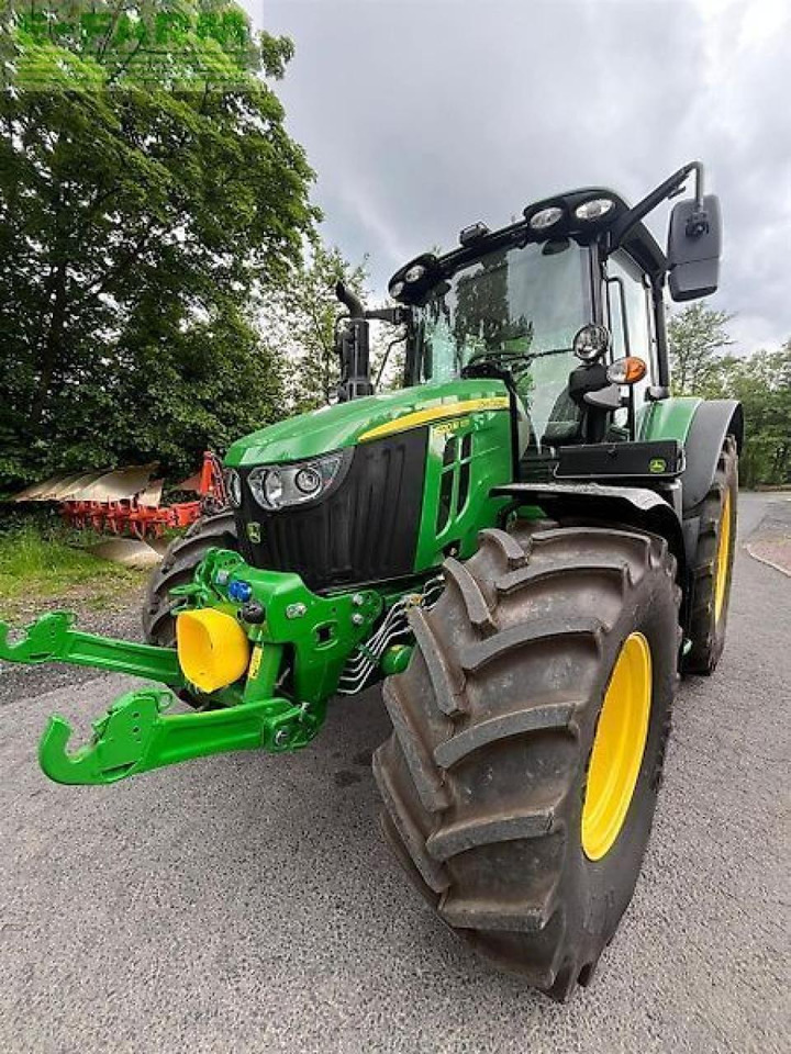 جرار John Deere 6120m: صورة 7