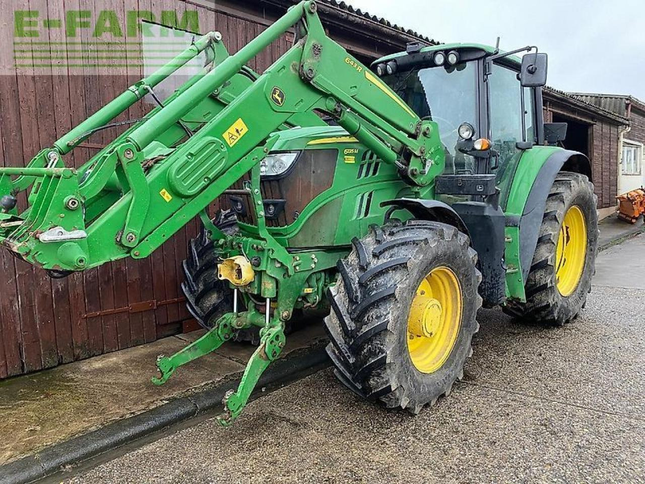 John Deere 6135 m - جرار: صورة 1 John Deere 6135 m - جرار: صورة 1