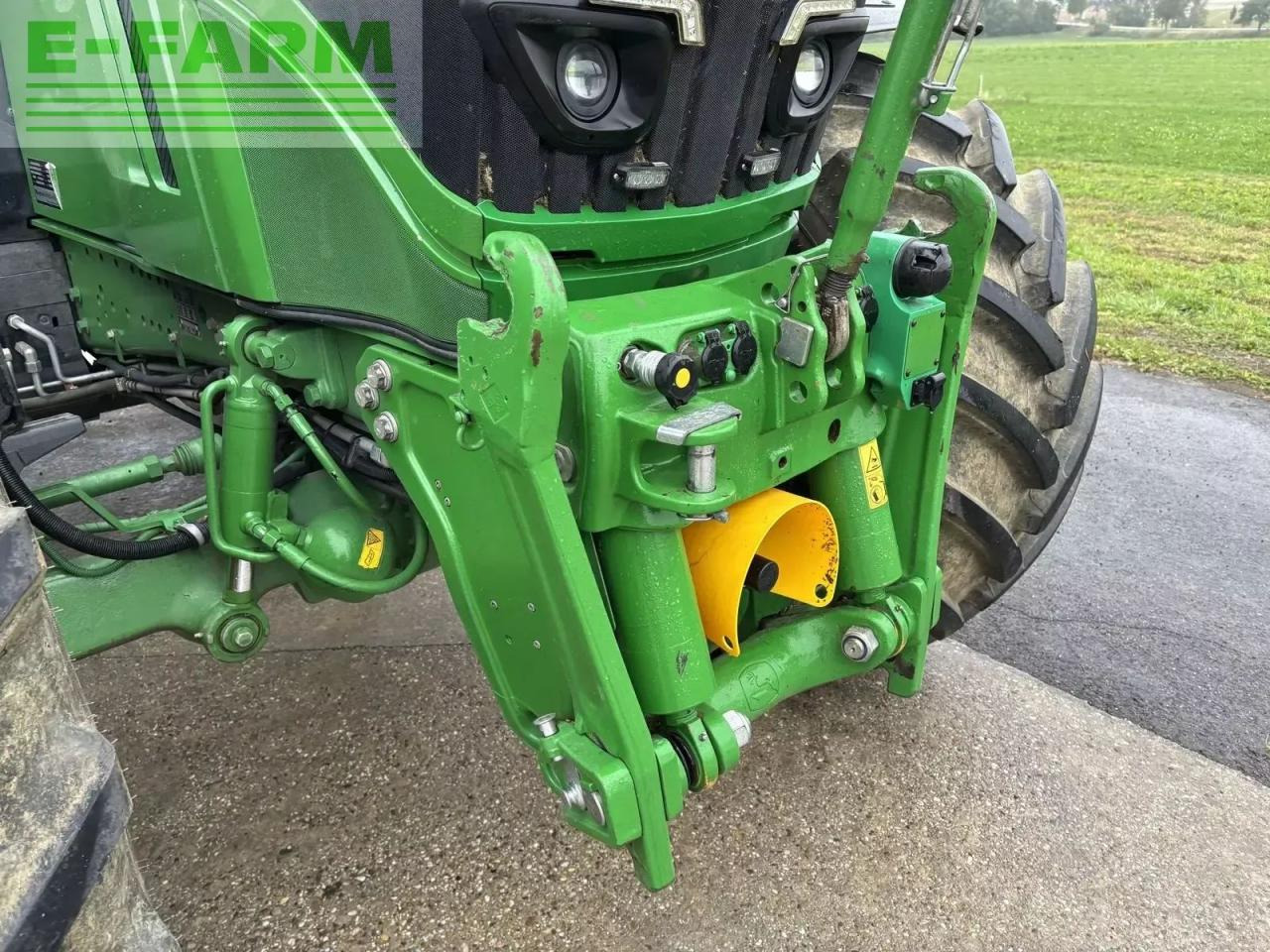 جرار John Deere 6250r: صورة 14