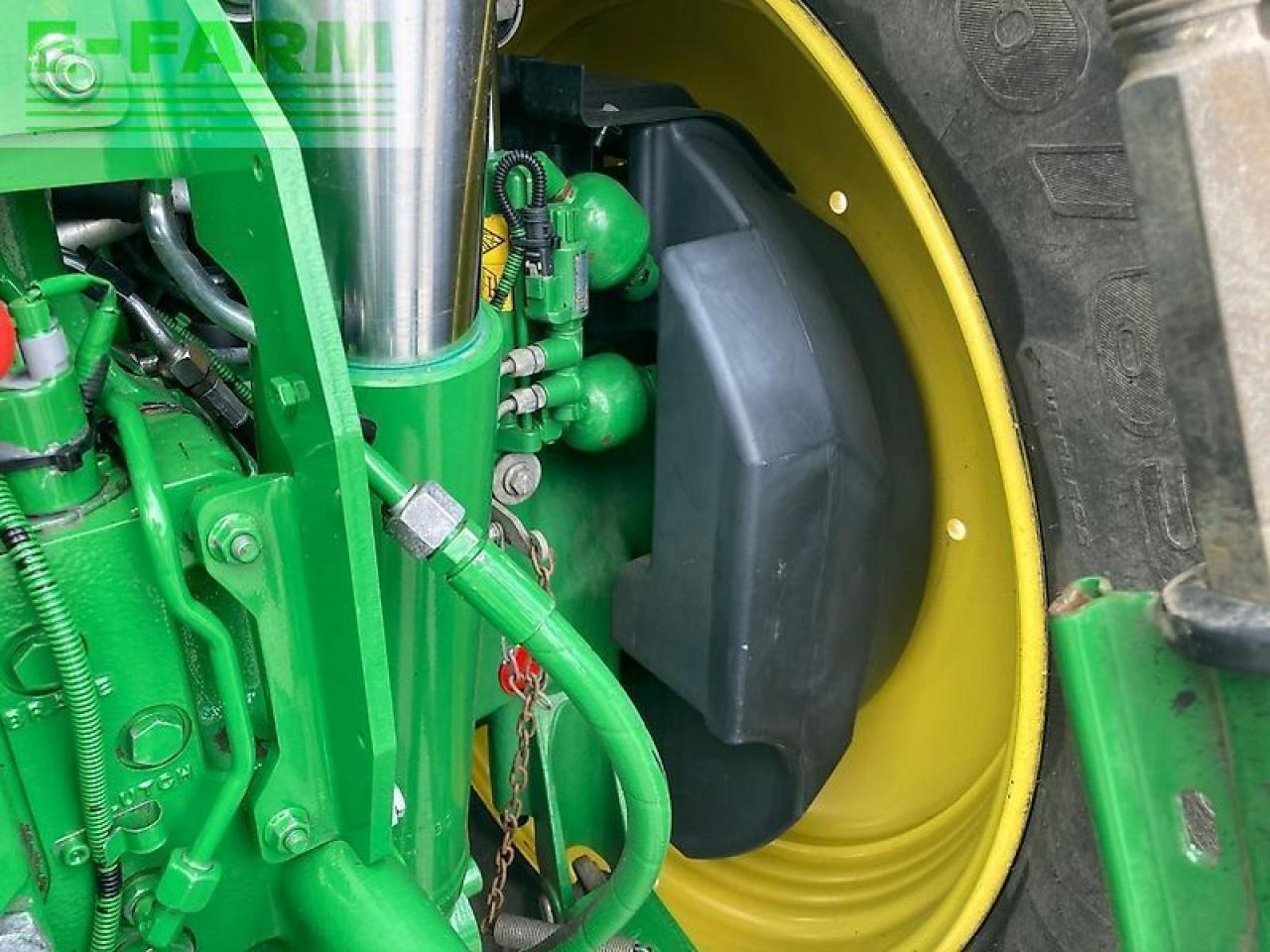 جرار John Deere 6250r: صورة 14