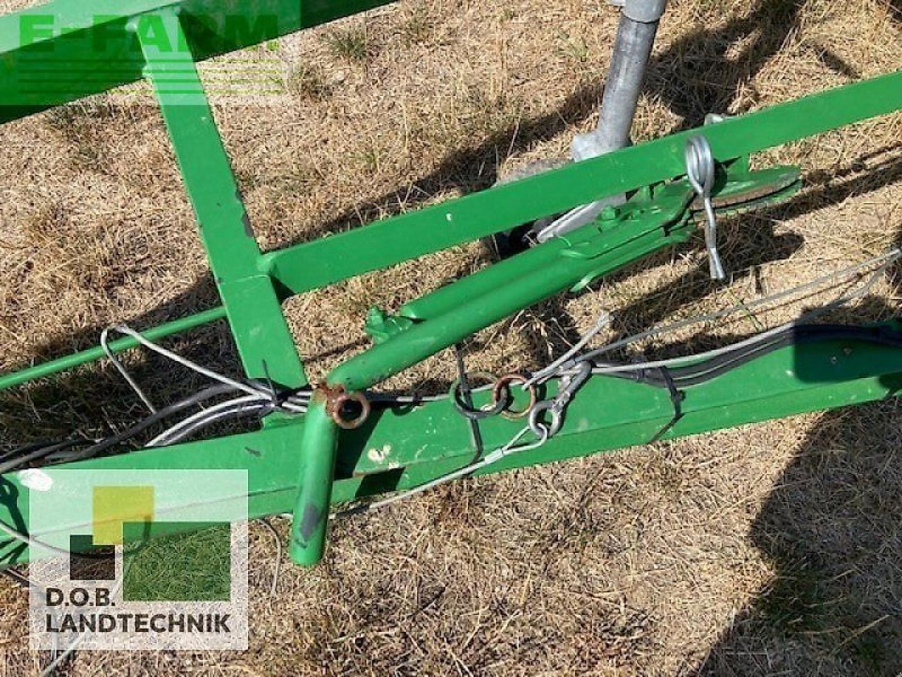 ملحق حصادة أعلاف John Deere 640x mit schneidwerkswagen: صورة 13