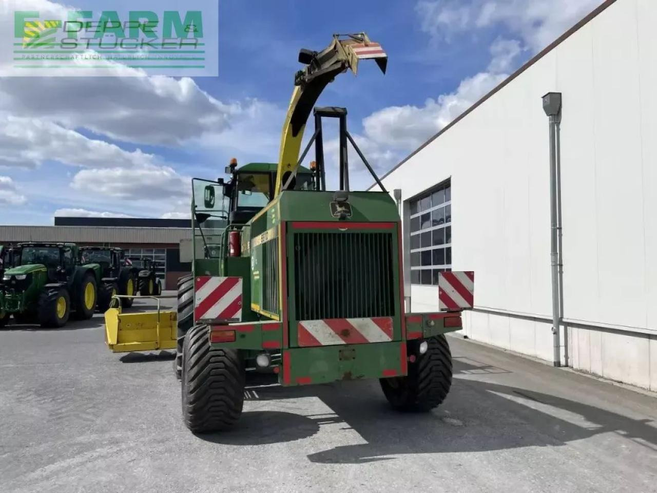 حصادة الأعلاف John Deere 6810: صورة 13 حصادة الأعلاف John Deere 6810: صورة 13