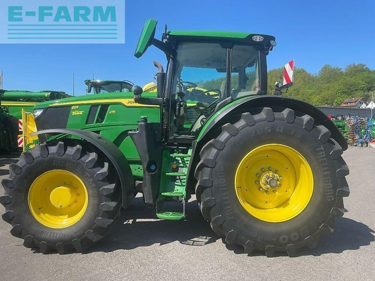 John Deere 6r215 / 6r 215 - جرار: صورة 1 John Deere 6r215 / 6r 215 - جرار: صورة 1