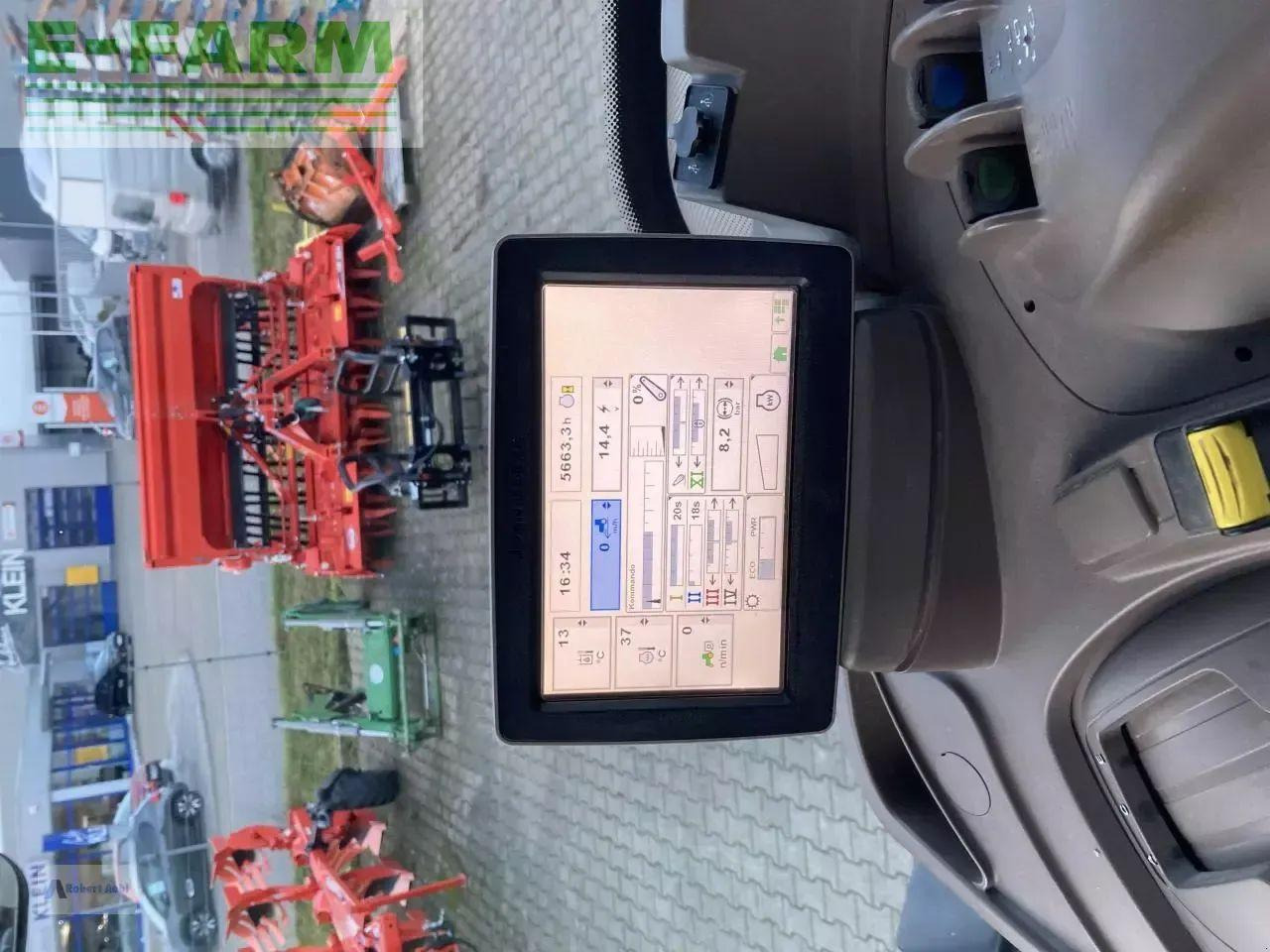 جرار John Deere 7230r: صورة 6