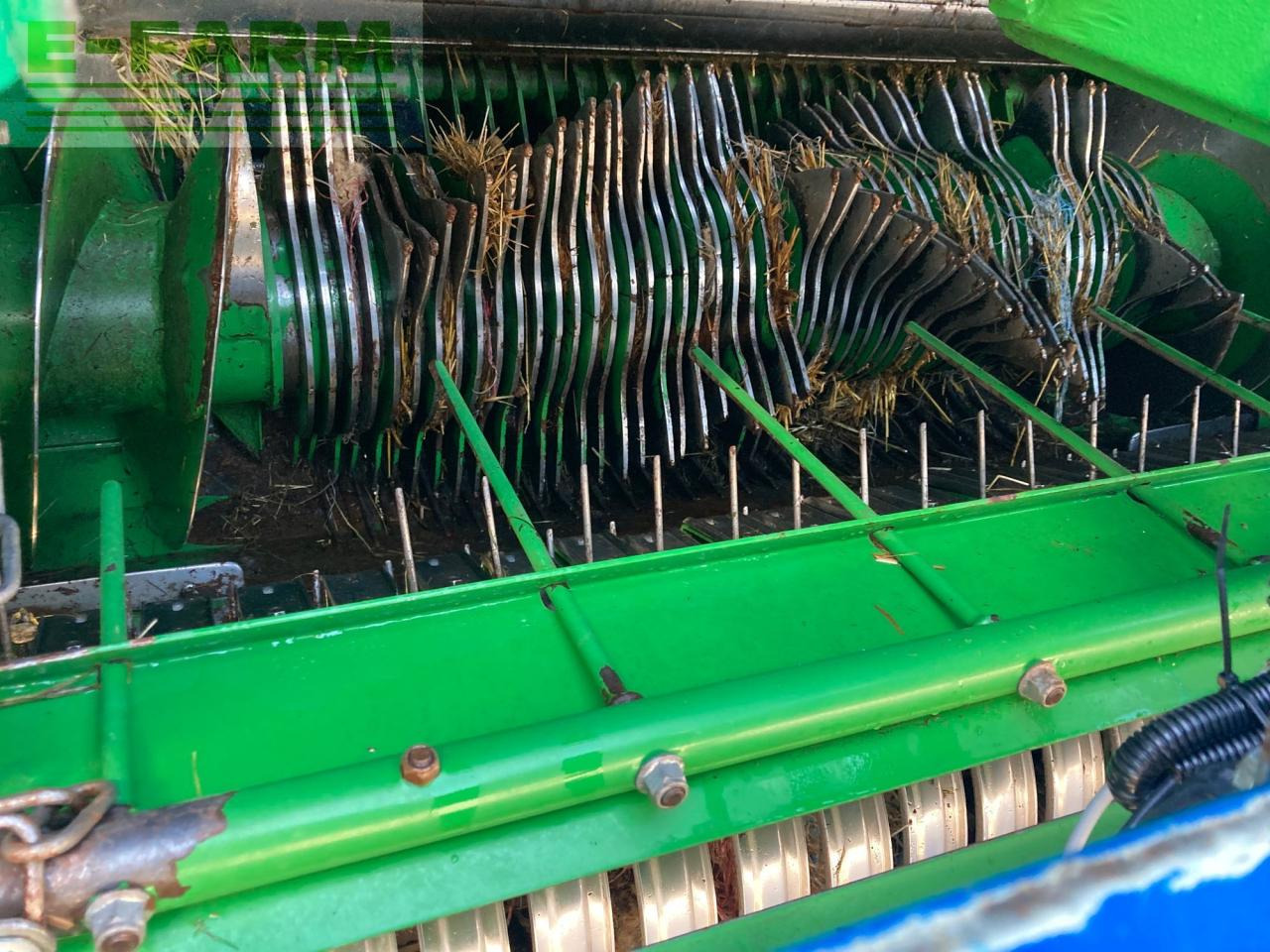 مكبس البالات المستطيله John Deere 960: صورة 29 مكبس البالات المستطيله John Deere 960: صورة 29