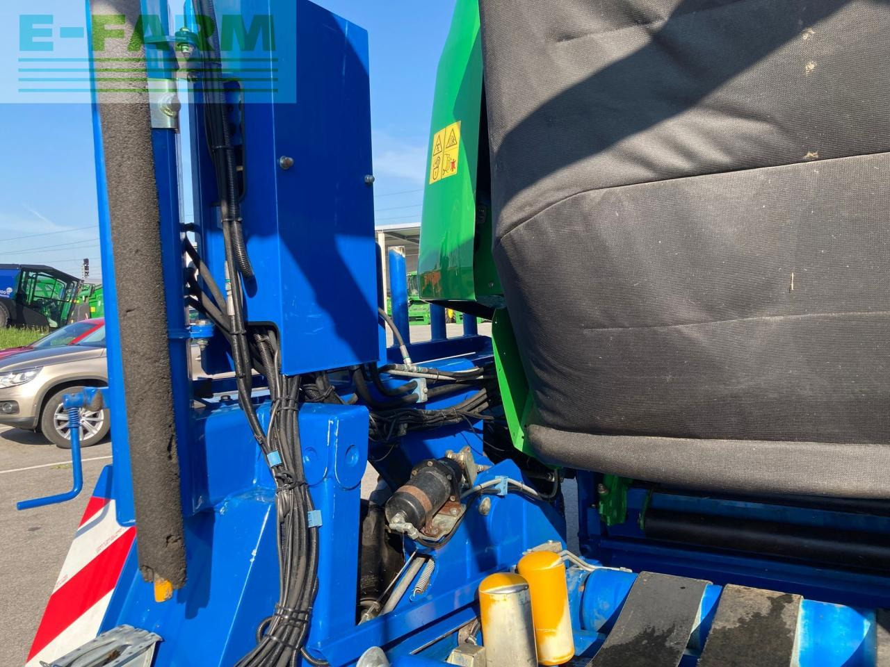 مكبس البالات المستطيله John Deere 960: صورة 13 مكبس البالات المستطيله John Deere 960: صورة 13