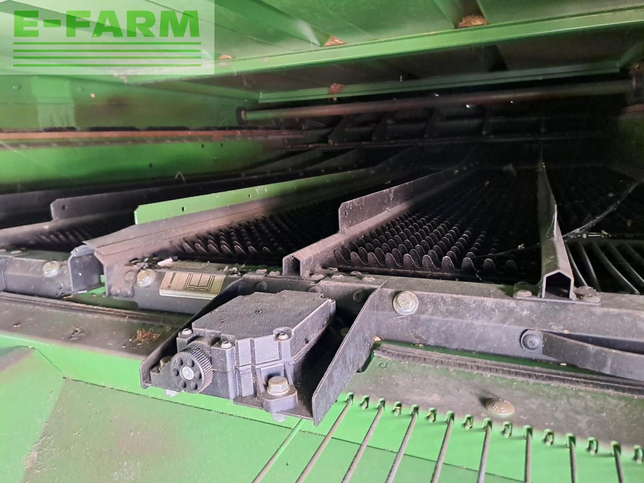 حصادة موحَّدة John Deere W650: صورة 12 حصادة موحَّدة John Deere W650: صورة 12