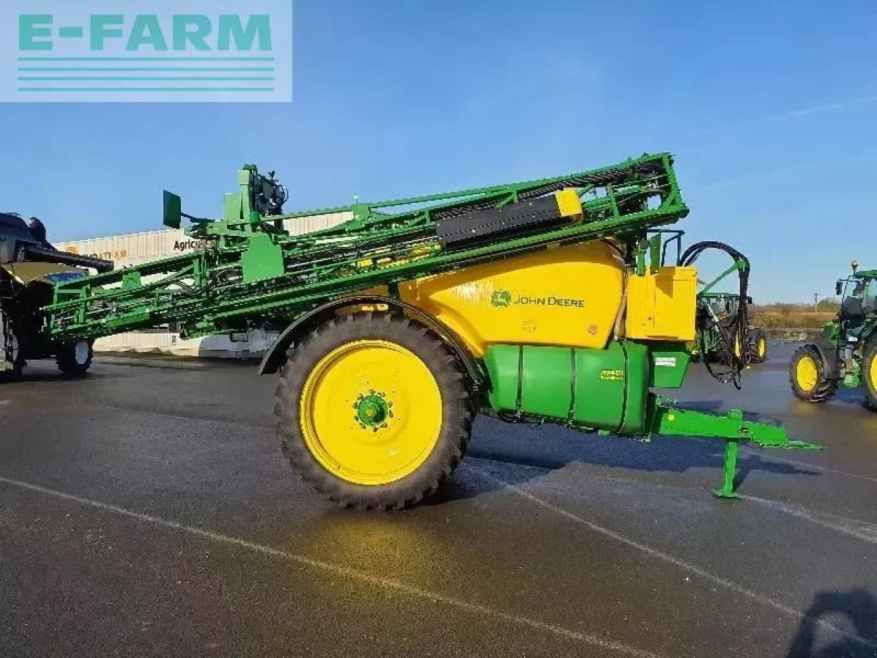 John Deere r740i - بخاخ مقطورة: صورة 1 John Deere r740i - بخاخ مقطورة: صورة 1