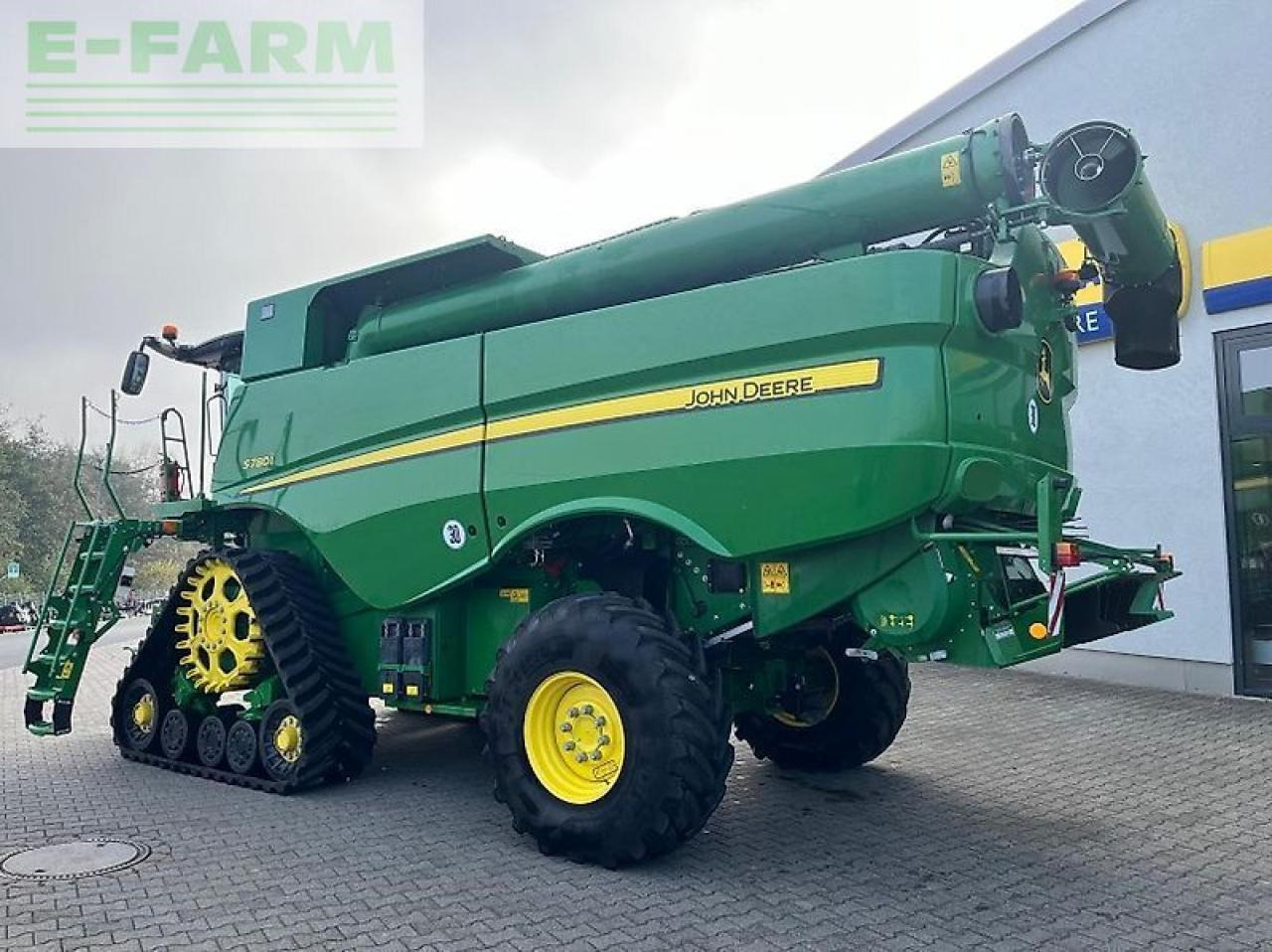 John Deere s 780i - حصادة موحَّدة: صورة 4 John Deere s 780i - حصادة موحَّدة: صورة 4