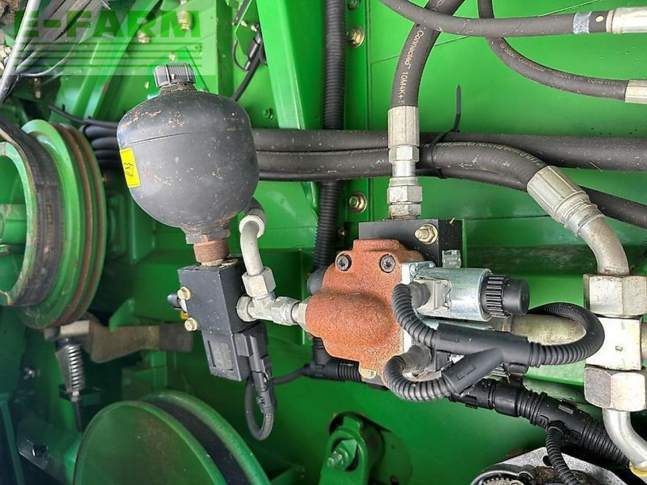 حصادة موحَّدة John Deere t660: صورة 16