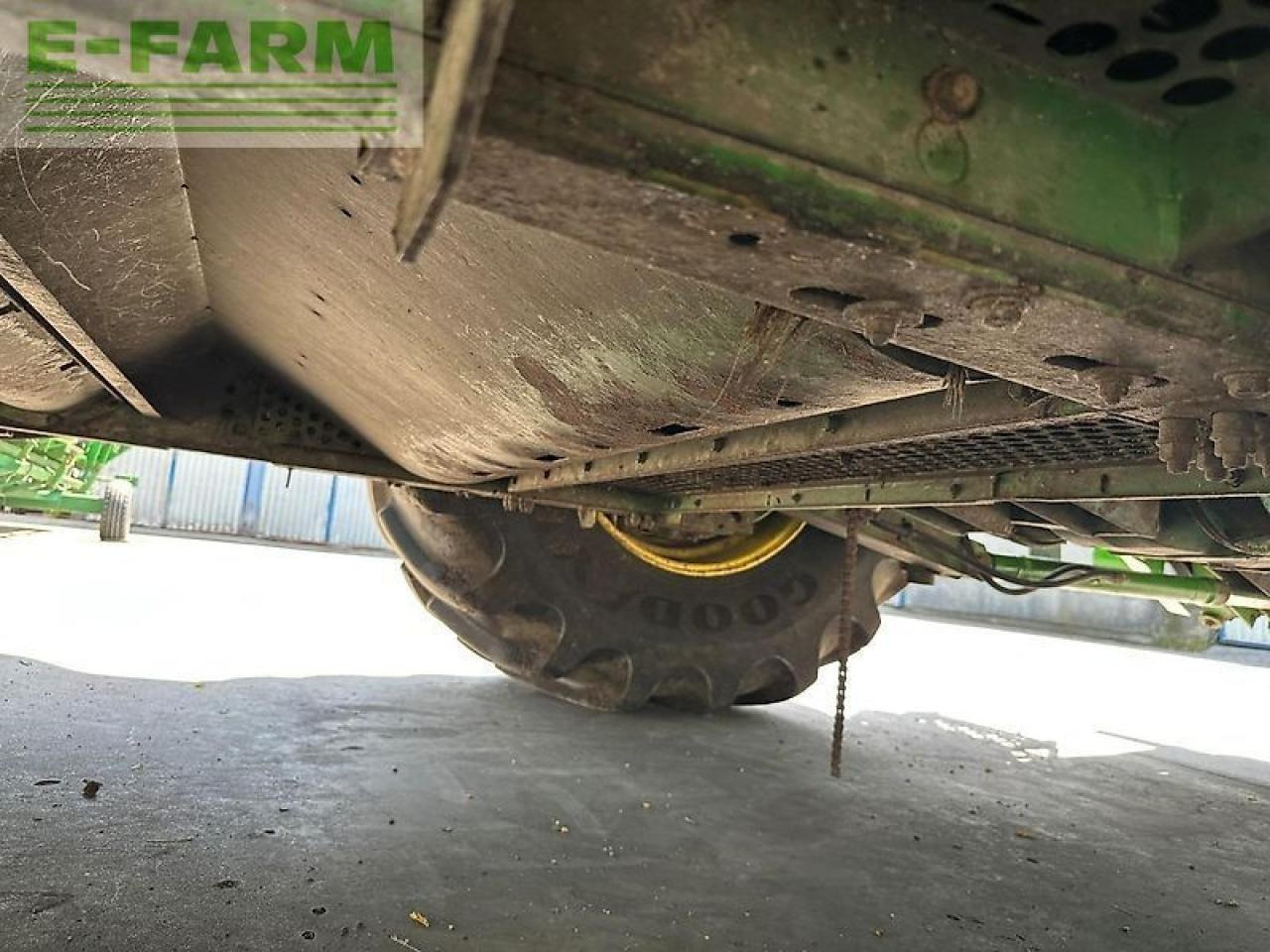حصادة موحَّدة John Deere t660: صورة 29