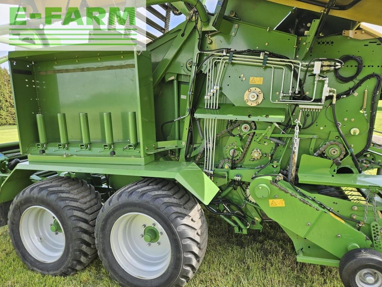 مكبس البالات المستطيله Krone comprima cf 155 xc: صورة 7