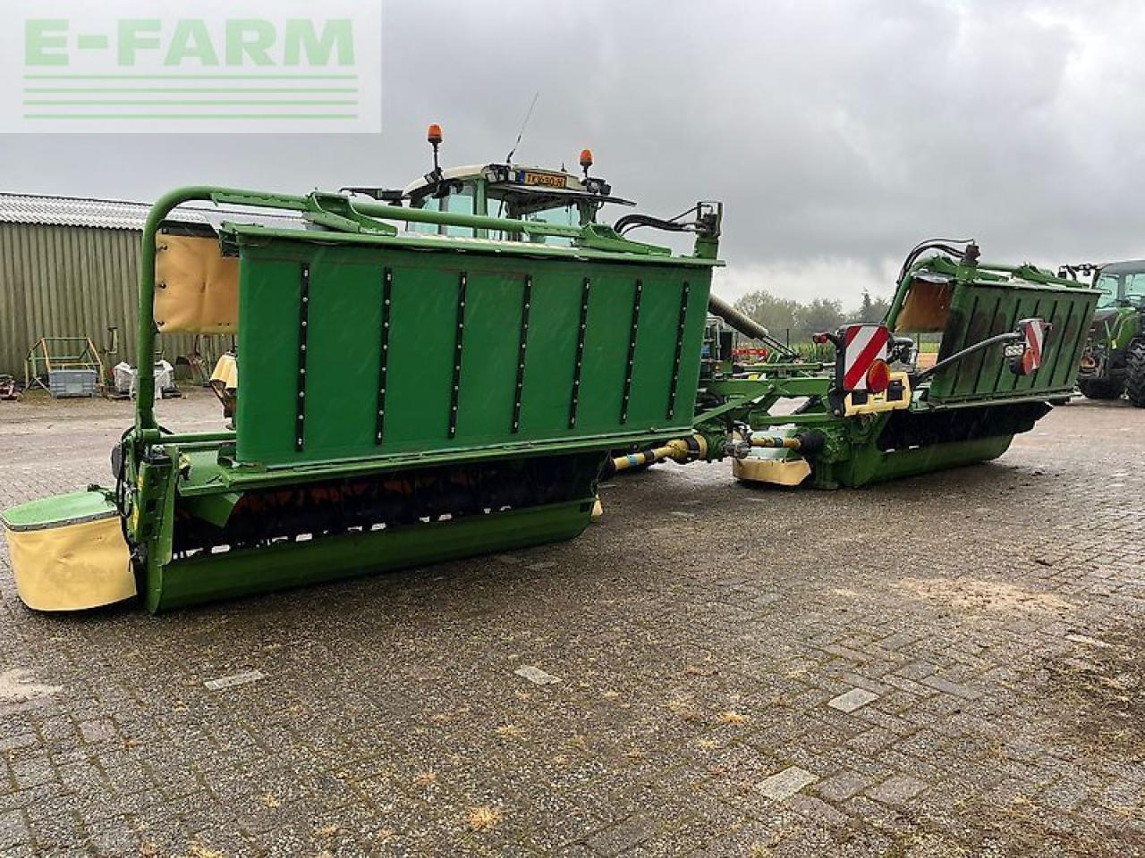 Krone ec b 870 cv collect + krone ec f 320 cv - جزازة العشب: صورة 2 Krone ec b 870 cv collect + krone ec f 320 cv - جزازة العشب: صورة 2