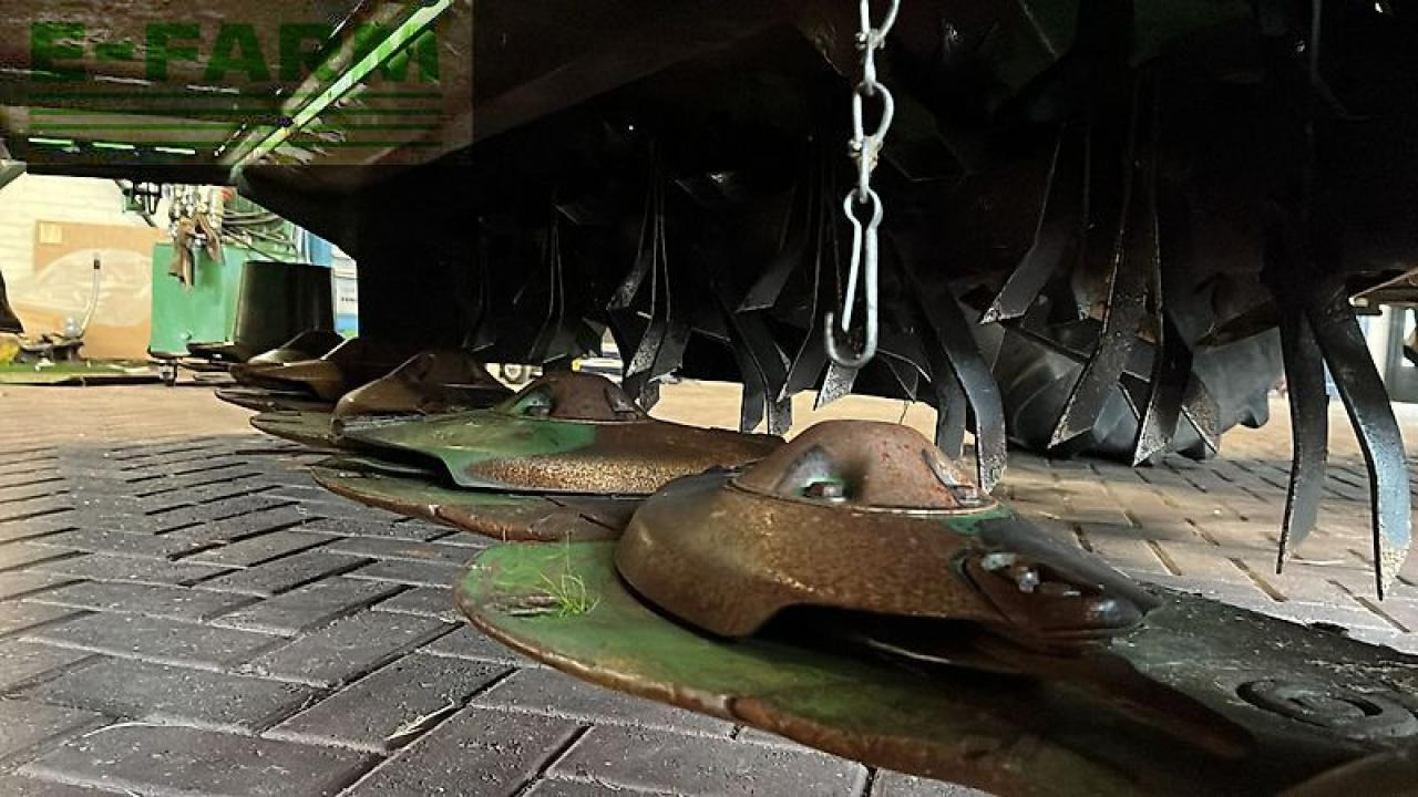 Krone ec b 870 cv collect + krone ec f 320 cv - جزازة العشب: صورة 4 Krone ec b 870 cv collect + krone ec f 320 cv - جزازة العشب: صورة 4